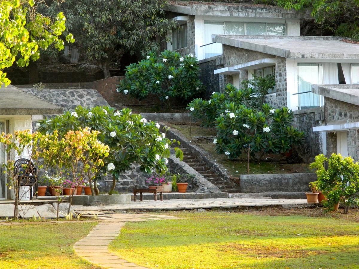 V Resorts Mahua Bagh Murud Nandgaon  Exterior photo